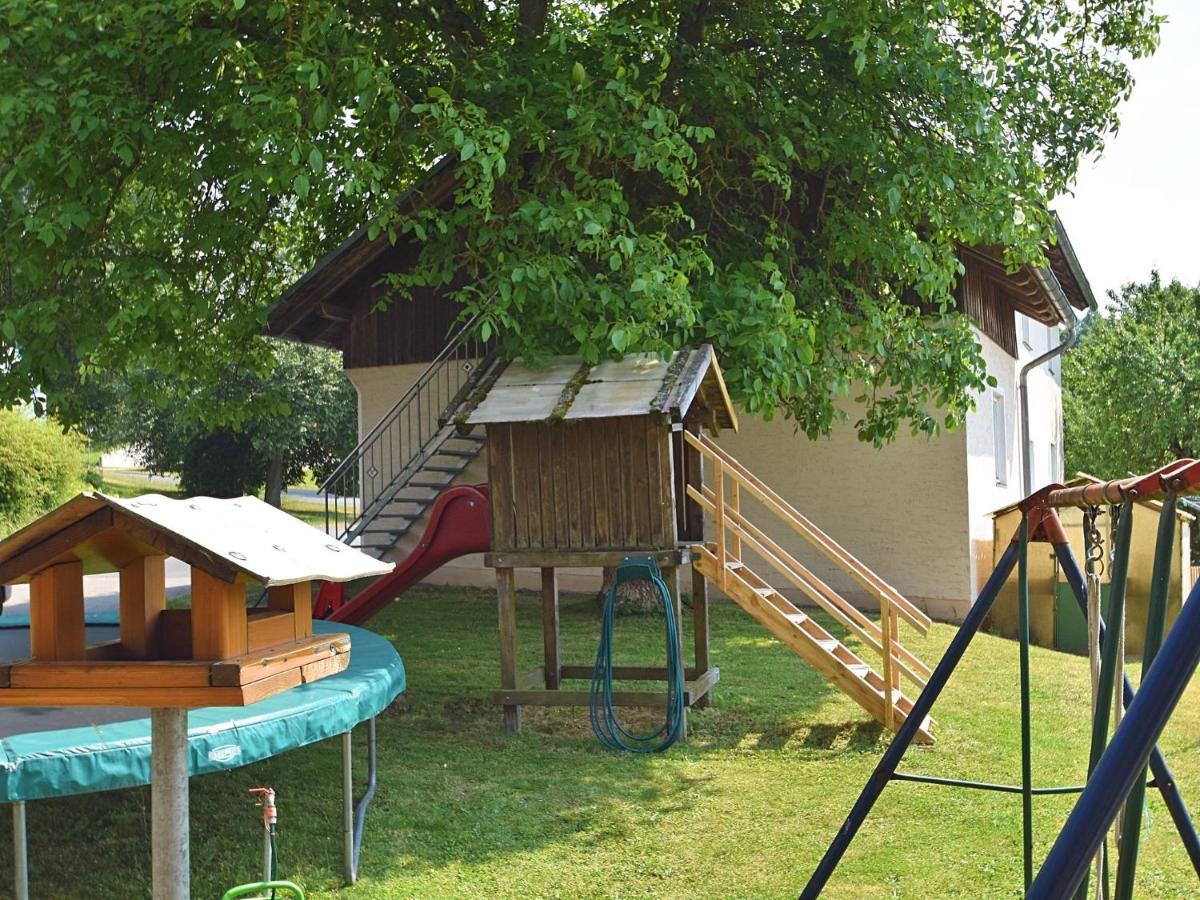 Holiday Home With Garden Near The Forest Arnschwang Eksteriør billede